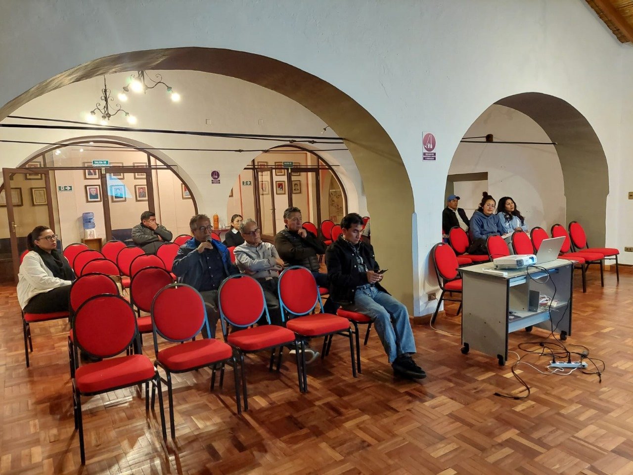 Tertulia Nuevo Urbanismo para las juntas vecinales de Sucre
